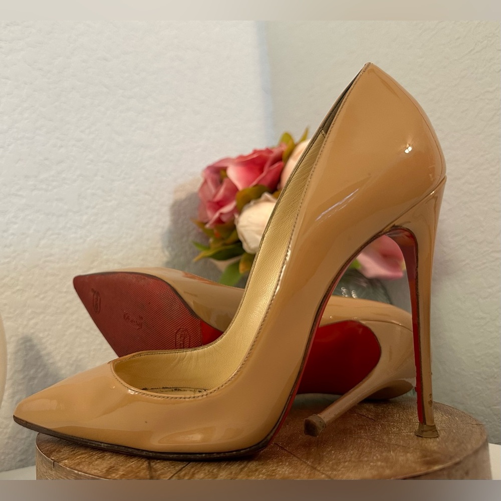 🎄Christian Louboutin Size 361/2 (6US) So Kate 120mm Patent Leather Blush Pumps.